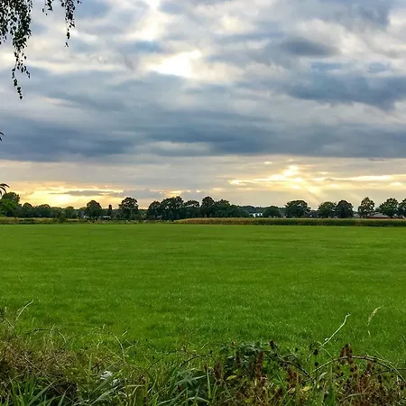 Licht En Ruim Nabij Nijmegen.